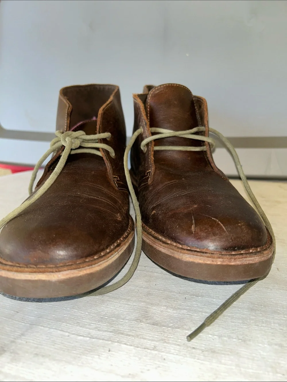CLARKS Men's Brown Leather Chukka Boots